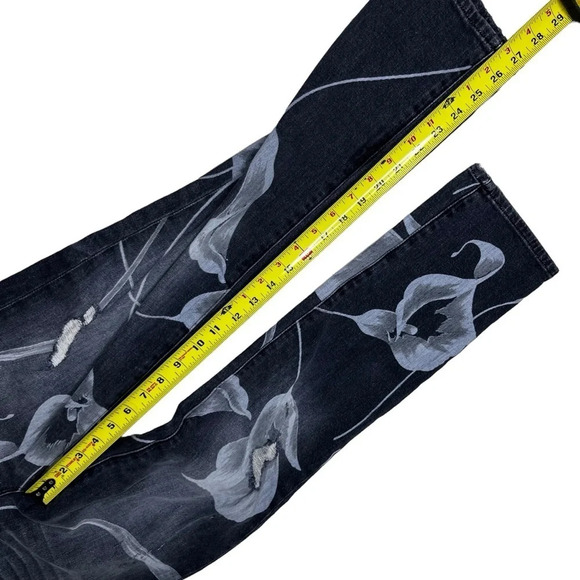 Hudson NWT High Rise Zoey Straight Crop Distressed Gray Floral Jean Size 25 - Picture 12 of 14